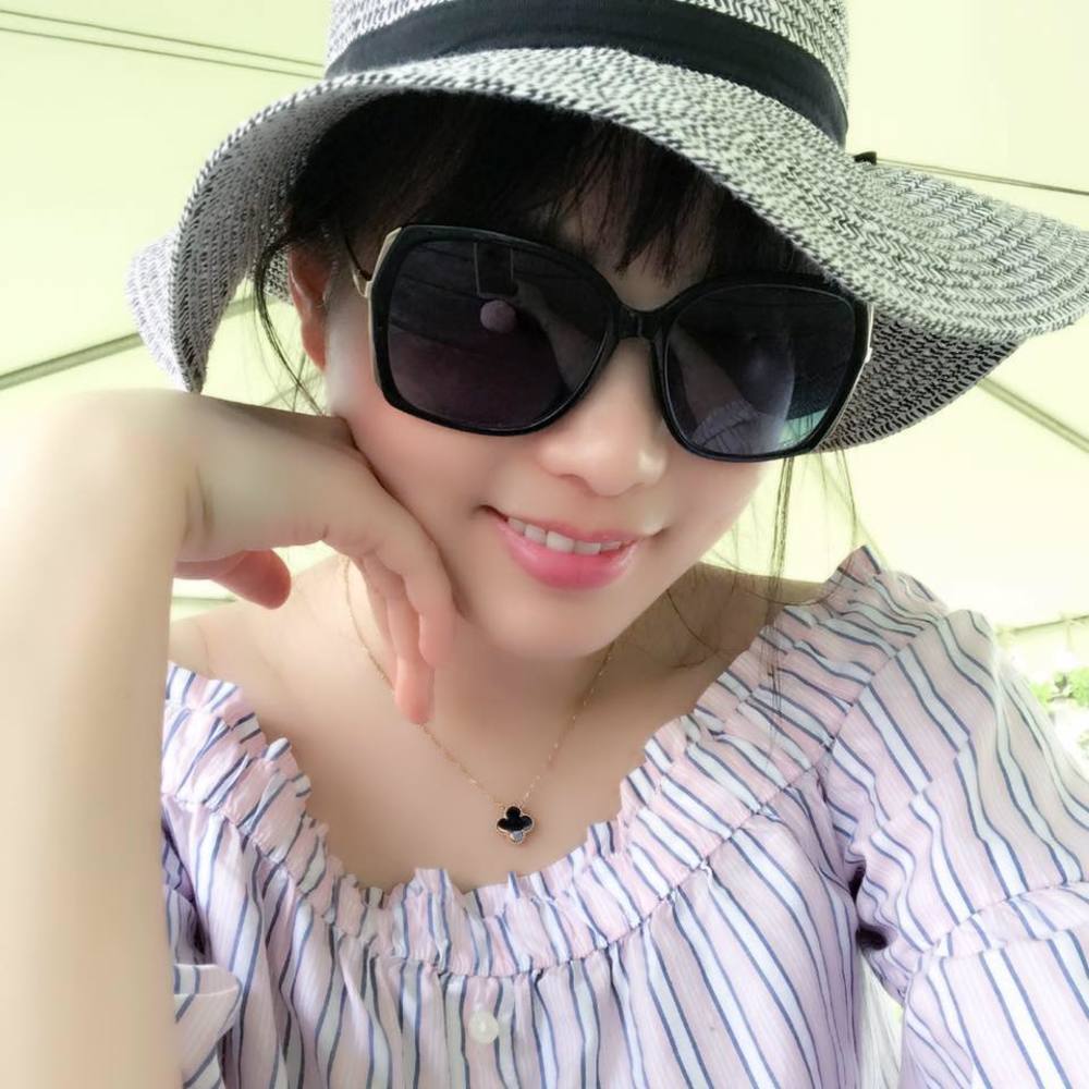Meet your Posher, Yuny